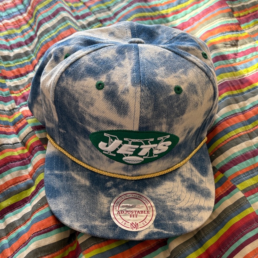 New York Jets Mitchell & we are  Ness  Blue Tie-Dye Cap with Gold Trim nets